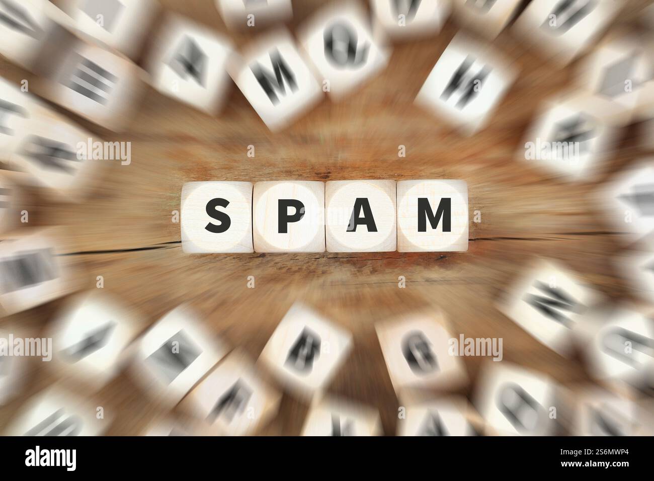 Spam-Mail-Brief Spam-Mail-E-Mail-Würfel Geschäftskonzept Stockfoto