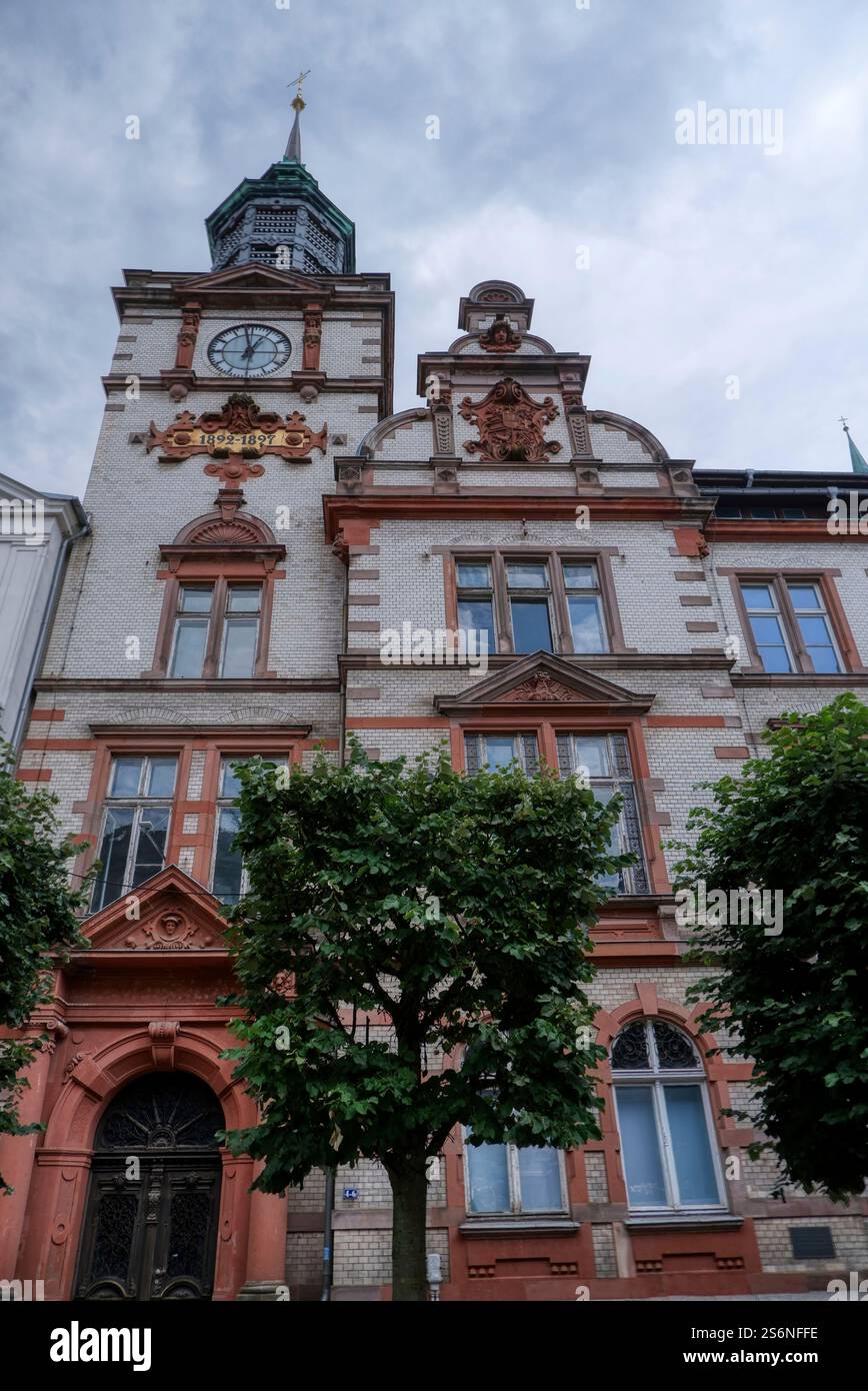 Historisches Hauptpostamt im Zentrum von Schwerin Stockfoto