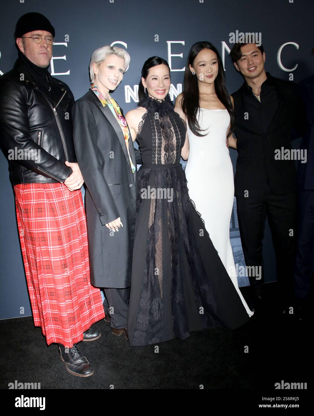 Januar 2025 für Chris Sullivan, Julia Fox, Lucy Liu, Callina Liang, Eddy Maday Atest Neon präsentiert Premiere der Präsenz am AMC Lincolm Square 13 in New York. Januar 2025Credit: RW/Mediapunch Stockfoto