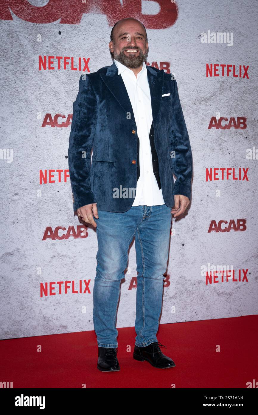 Rom, Italien. Januar 2025. Fabrizio Nardi nimmt am Fotogespräch der Netflix-Serie „ACAB“ im Barberini Cinema Teil. (Foto: Stefano Costantino/SOPA Images/SIPA USA) Credit: SIPA USA/Alamy Live News Stockfoto