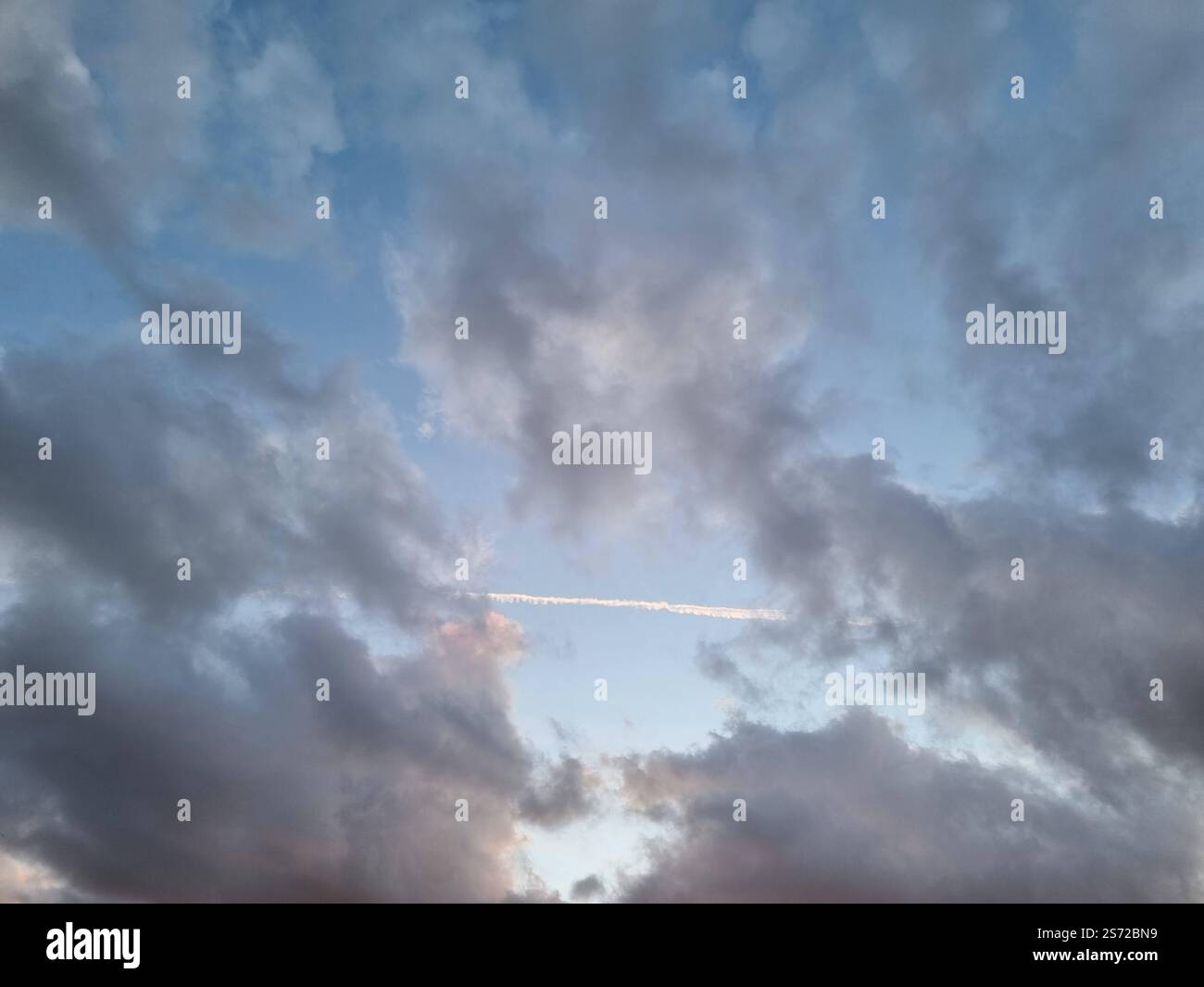 Wolkengebilde Stockfoto