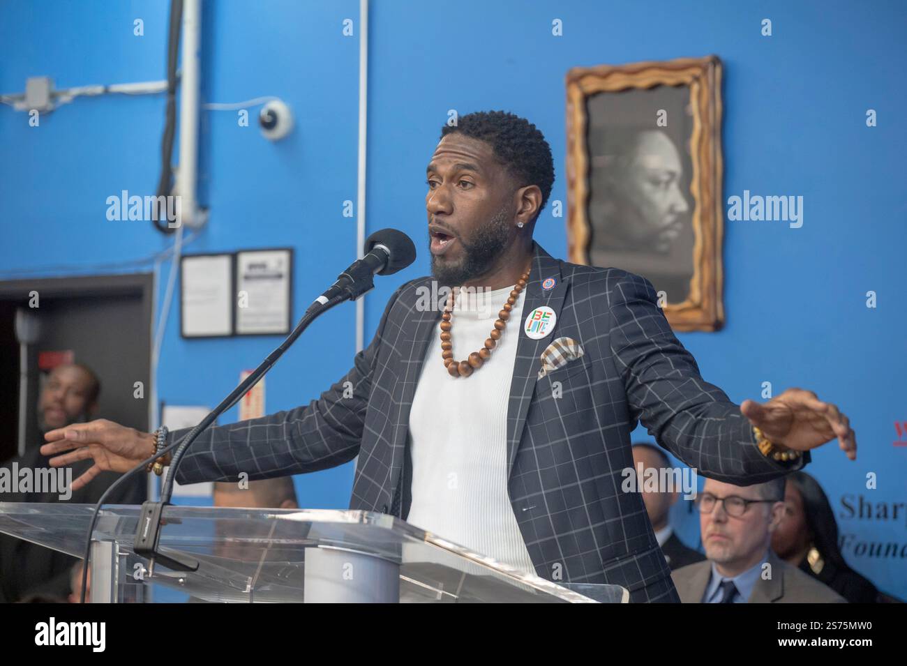 New York, Usa. Januar 2025. New York City Staatsanwalt Jumaane Williams spricht während eines Martin Luther King Jr. Tagesveranstaltung in Harlem. Quelle: SOPA Images Limited/Alamy Live News Stockfoto