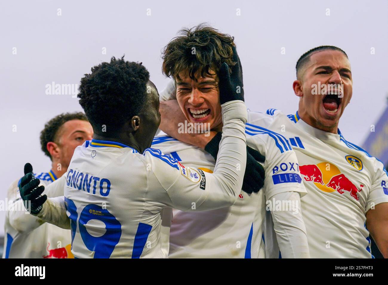 Leeds, Großbritannien. Januar 2025. Leeds United Mittelfeldspieler Ao Tanaka (22) erzielt ein TOR 3-0 und feiert am 19. Januar 2025 beim Spiel Leeds United FC gegen Sheffield Wednesday FC Skybet EFL Championship in Elland Road, Leeds, England, Vereinigtes Königreich Credit: Eleanor Hoad/Every Second Media Credit: Every Second Media/Alamy Live News Stockfoto