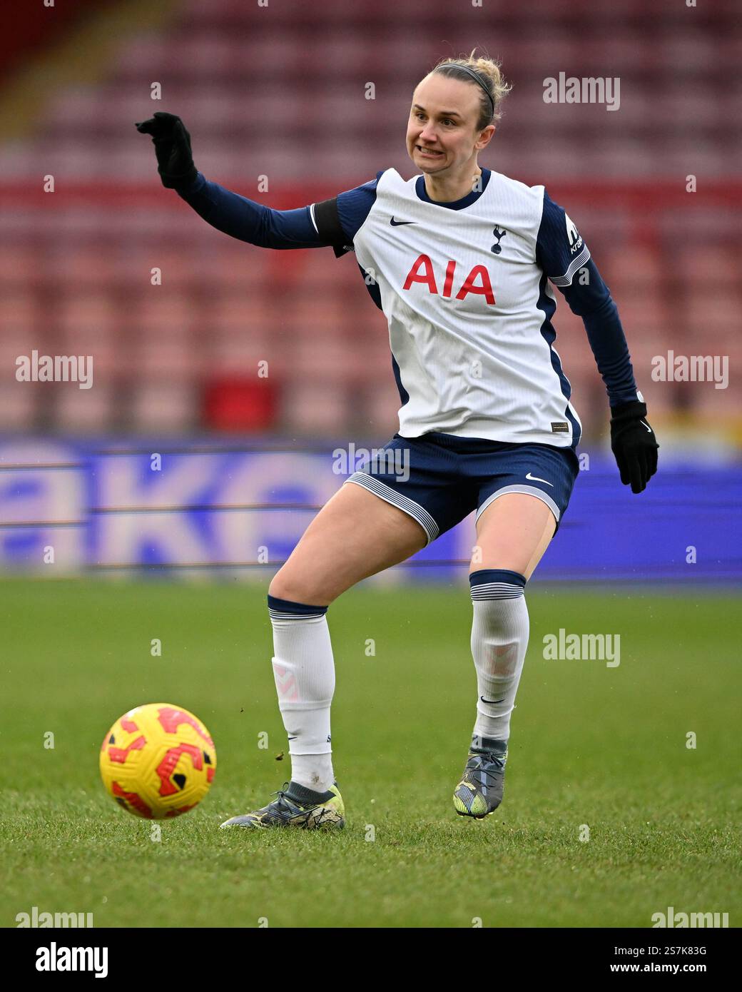 London, Großbritannien. 19. Januar 2025 Martha Thomas von Tottenham Hotspur während des Spiels der Barclays Women’s Super League zwischen Tottenham Hotspur FC Women und Leicester City W.F.C. im Gaughan Group Stadium in London am 19. Januar 2025. Dieses Bild darf nur für redaktionelle Zwecke verwendet werden. Nur redaktionelle Verwendung. Quelle: Ashley Crowden/Alamy Live News Stockfoto