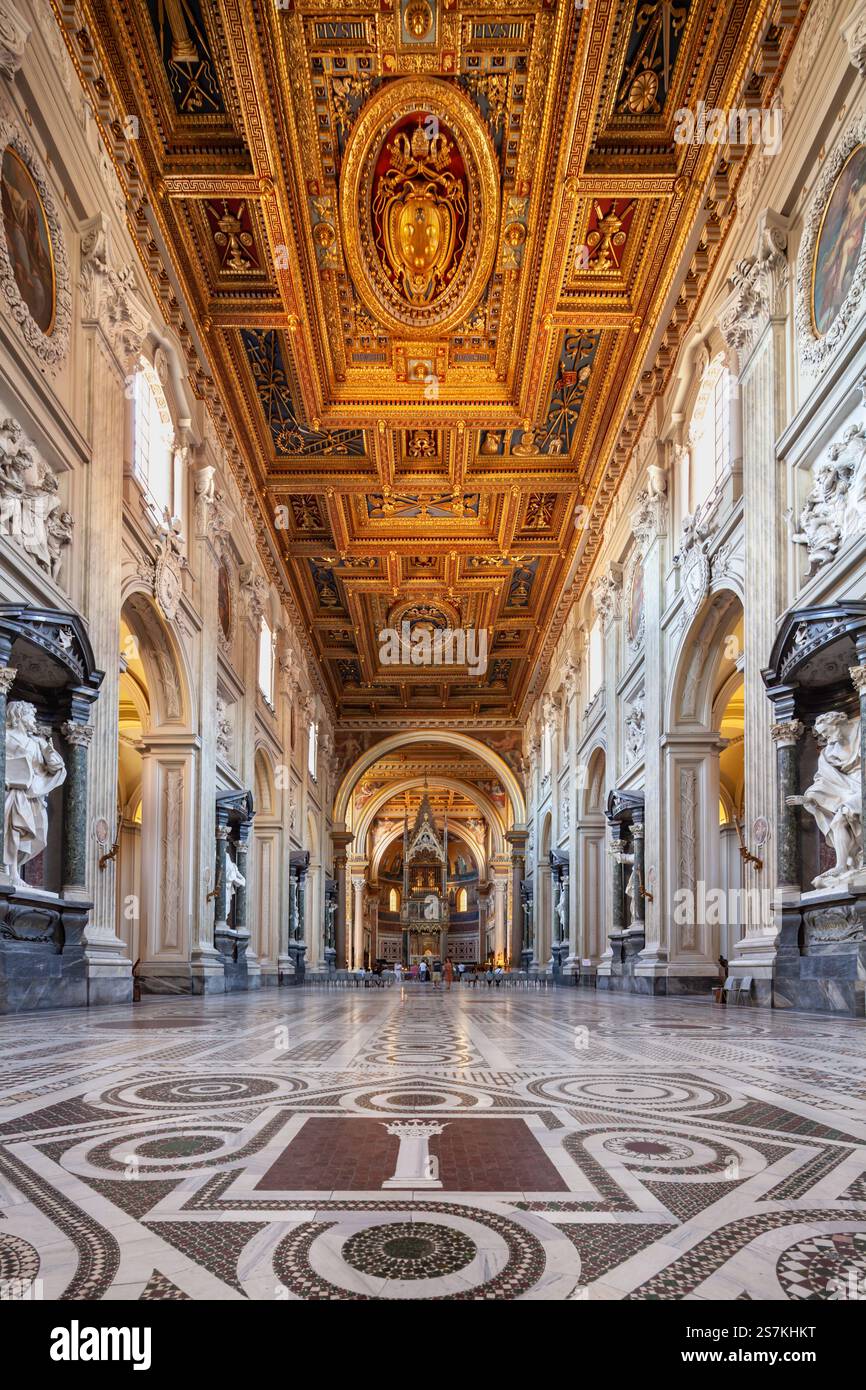 Kirchenschiff, Lateranbasilika, Rom, Italien Stockfoto