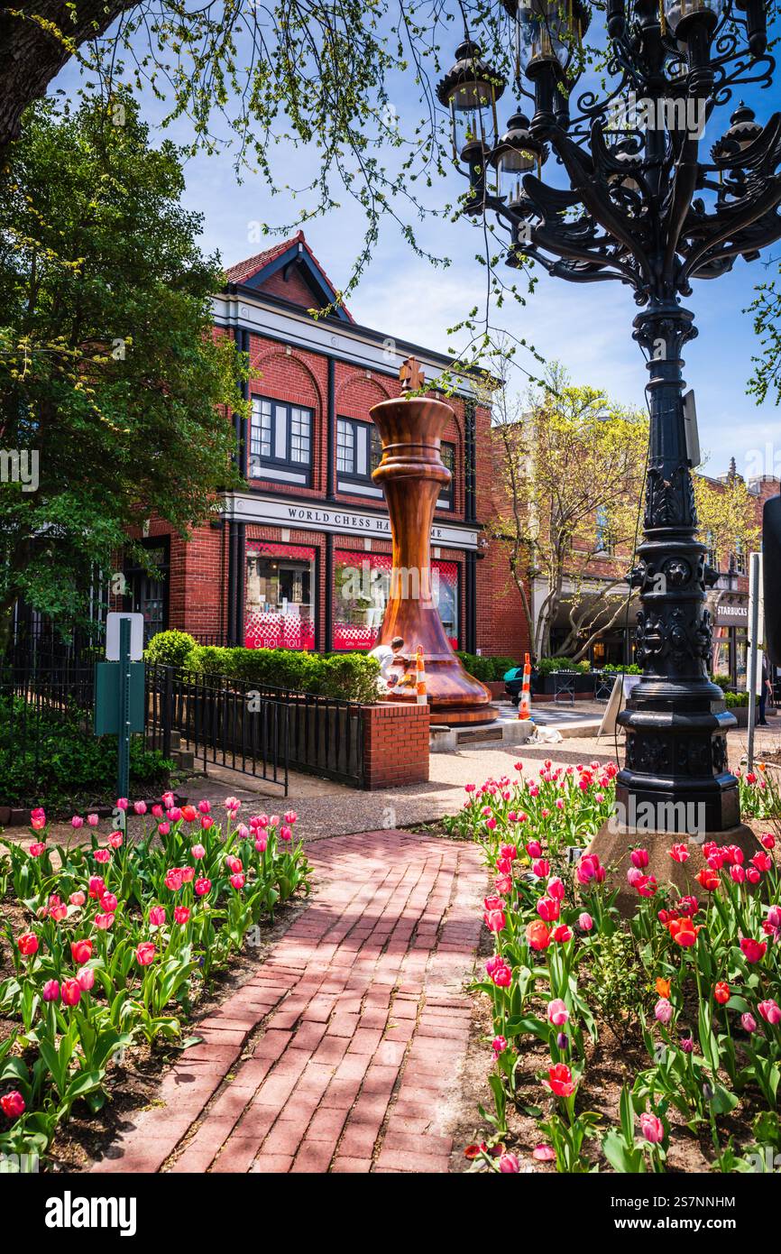 St. Louis, MO USA - 12. April 2019: Die World Chess Hall of Fame bietet Schach-Ausstellungen und führt eine Liste von Zuschauern in die USA und die Welt Ches Stockfoto