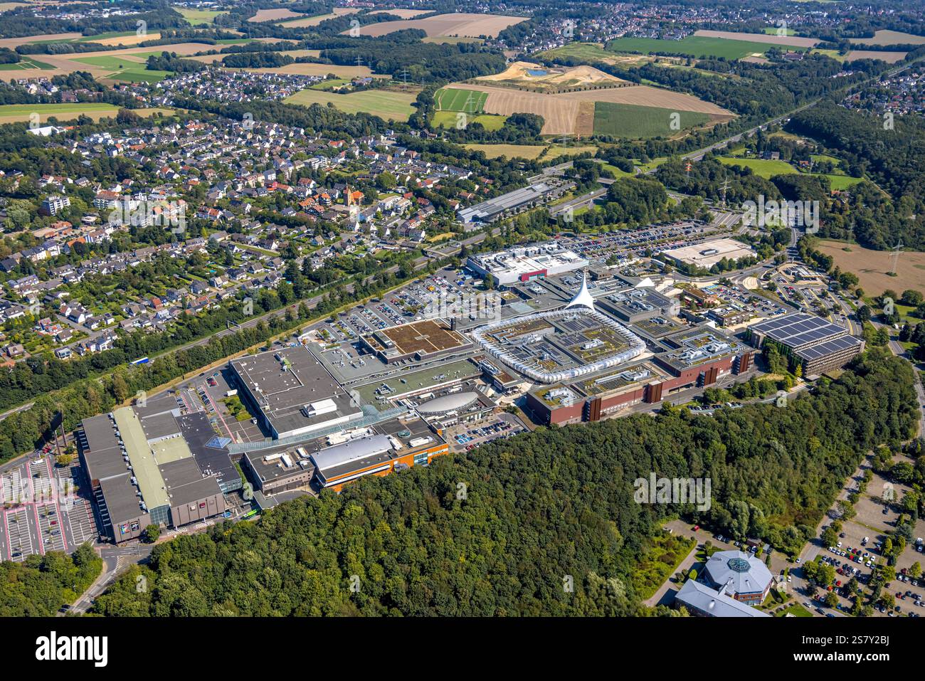 Einkaufszentrum Westfield Ruhr Park, an der Autobahn A40, Blick auf Harpen, Bochum, Ruhrgebiet, Nordrhein-Westfalen, Deutschland Stockfoto