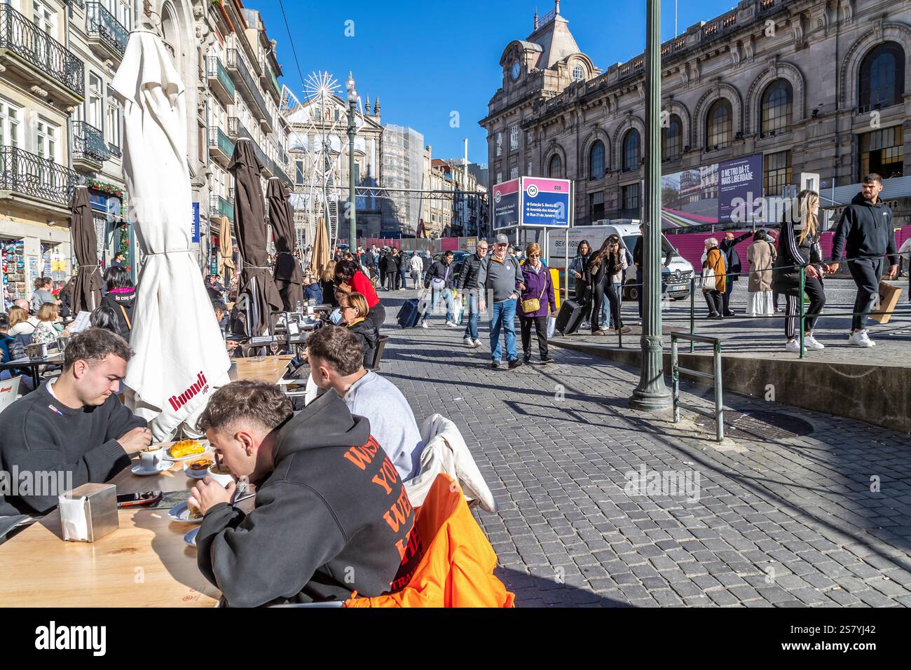 Essen im Flor de São Bento, Porto (Portugal) Stockfoto