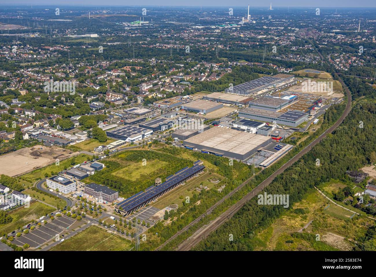 Luftaufnahme, Industriepark Schalker Verein, Europastrasse, bilstein Gruppe, Dokas Handelsgesellschaft mbH, Fernsicht, Bulmke-Hüllen, Gelsenkirchen Stockfoto