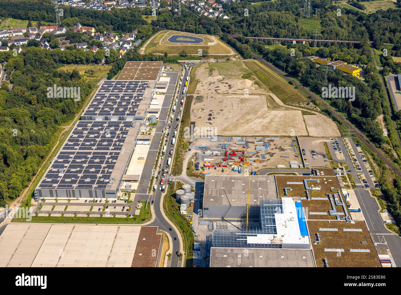 Luftaufnahme, Industriepark Schalker Verein, Europastraße, Dokas Handelsgesellschaft mbH und Baustellen, Bulmke-Hüllen, Gelsenkirchen, Ruhr A Stockfoto