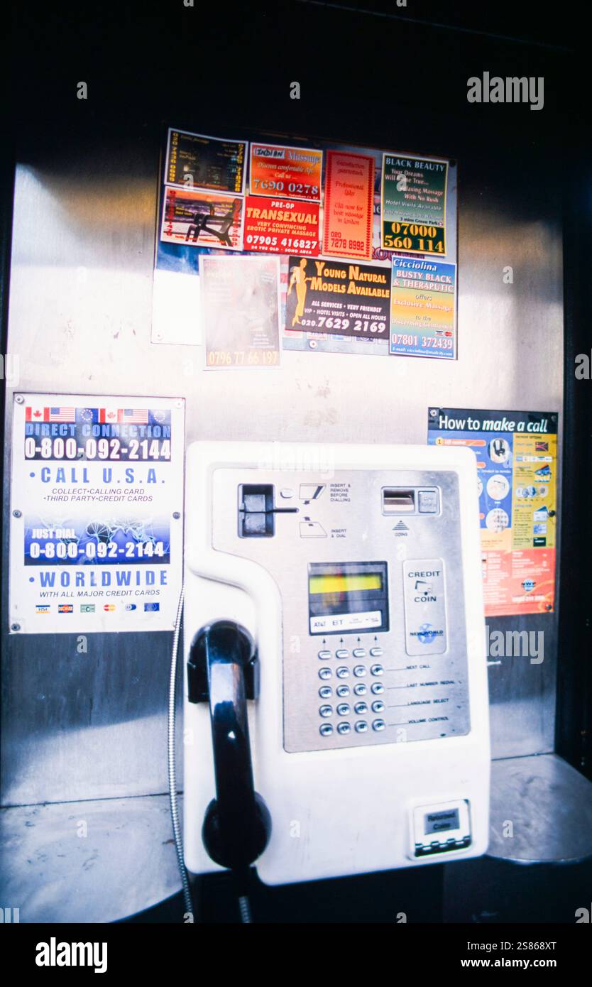 Öffentliches Telefon, London Stockfoto