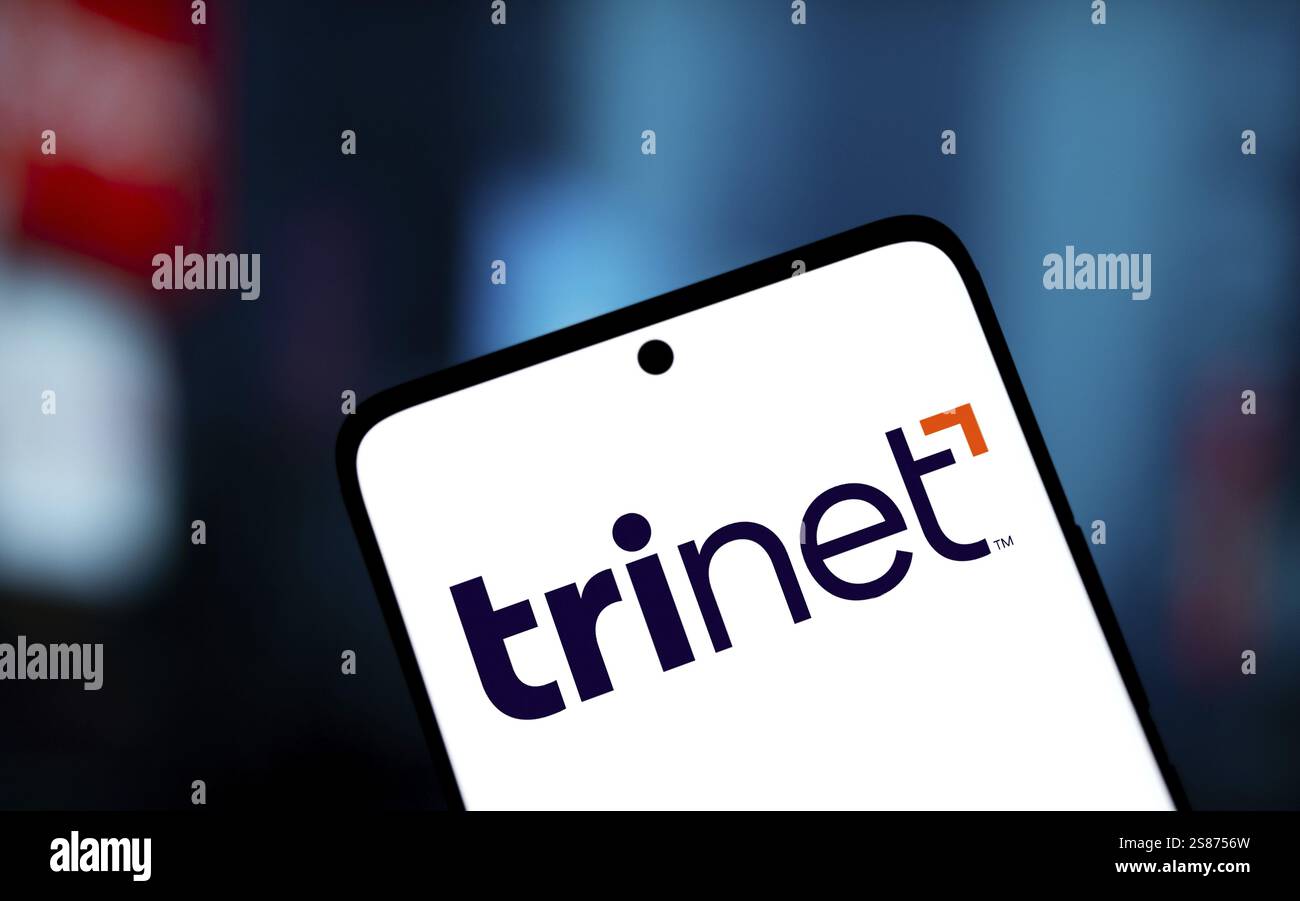 Das TriNet-Logo wird auf dem Smartphone angezeigt. TriNet Group, Inc. Ist ein Unternehmen in Dublin, Kalifornien Stockfoto Das TriNet-Logo wird auf dem Smartphone angezeigt. TriNet Group, Inc. Ist ein Unternehmen in Dublin, Kalifornien Stockfoto