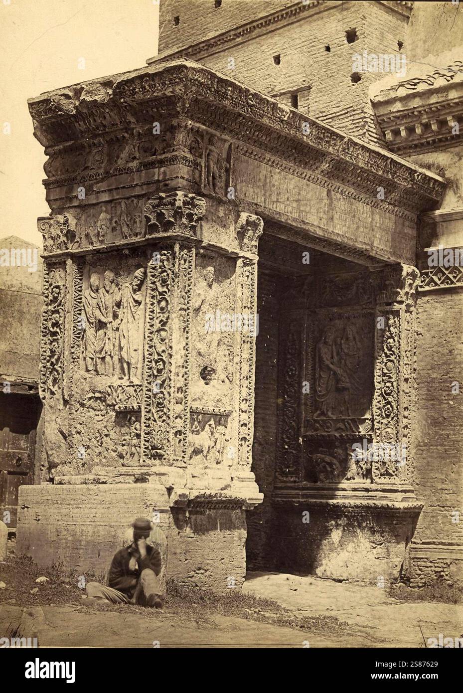 Ruine des Bogen der Geldwechsler in Rom im Jahre 1875, Italien, die Geldwechsler und Viehhändler widmeten den Bogen, der Eingang zum Forum gewesen sein dürfte, Septimius Severus. Der Bogen wurde 204 n. Chr. Errichtet., historisch, digital restaurierte Reproduktion von einer Vorlage aus dem 19. Jahrhundert Stockfoto