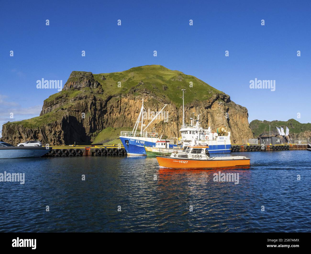 Trawler, Boote im Hafen, Heimaey, Westman-Inseln, SuÃ urland oder Südisland, Island, Europa Stockfoto