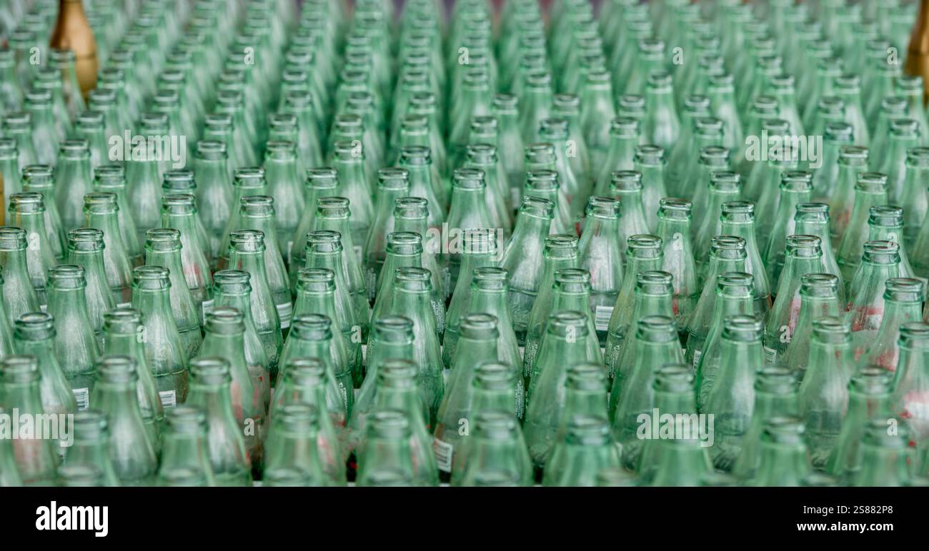 Fahrgeschäfte, Spiele und Speisen auf dem Messegelände CNE Toronto Ontario Stockfoto Fahrgeschäfte, Spiele und Speisen auf dem Messegelände CNE Toronto Ontario Stockfoto