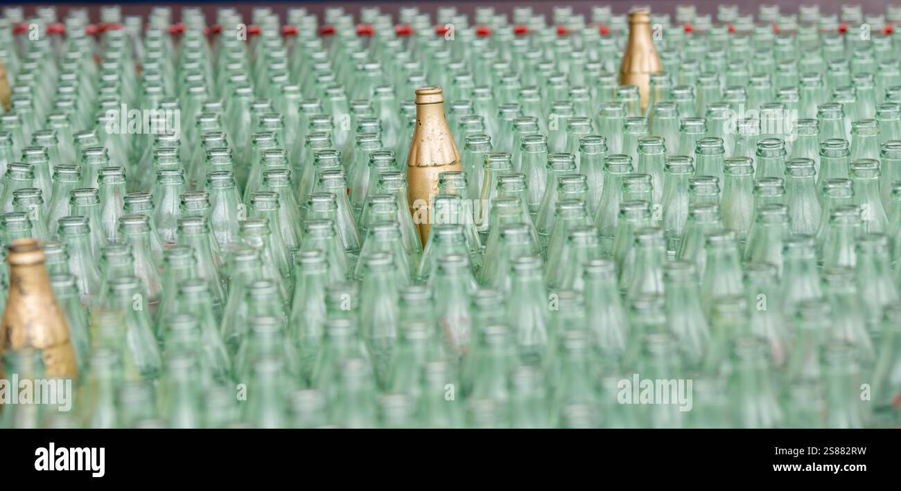 Fahrgeschäfte, Spiele und Speisen auf dem Messegelände CNE Toronto Ontario Stockfoto Fahrgeschäfte, Spiele und Speisen auf dem Messegelände CNE Toronto Ontario Stockfoto