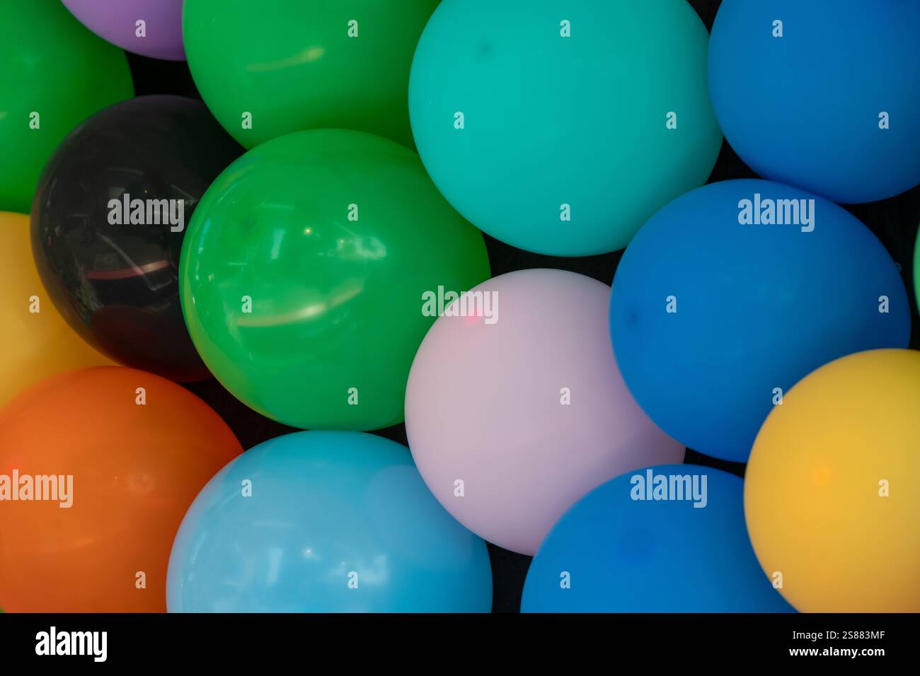 Fahrgeschäfte, Spiele und Speisen auf dem Messegelände CNE Toronto Ontario Stockfoto Fahrgeschäfte, Spiele und Speisen auf dem Messegelände CNE Toronto Ontario Stockfoto