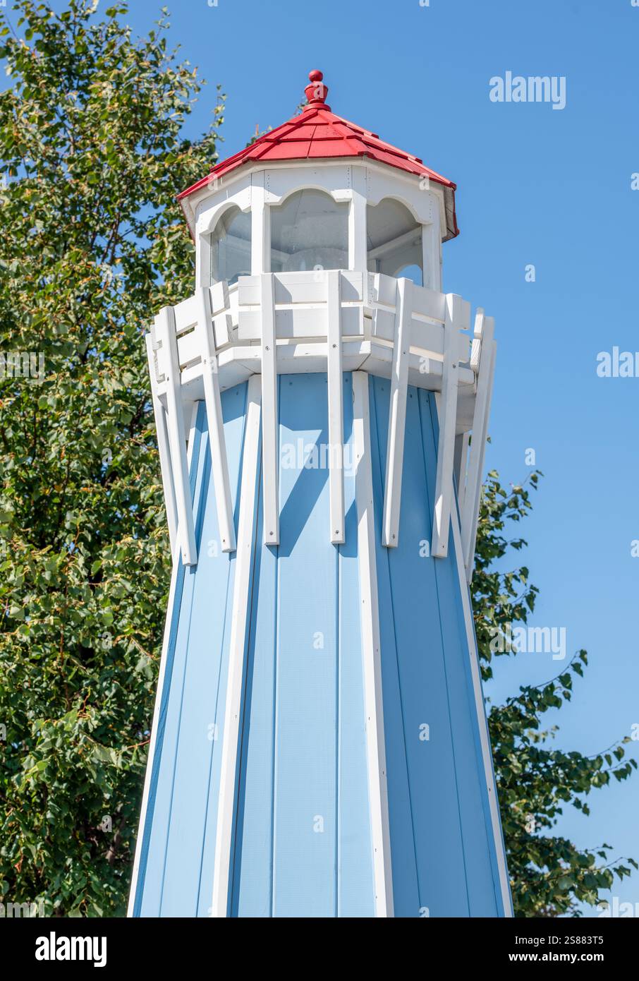 Fahrgeschäfte, Spiele und Speisen auf dem Messegelände CNE Toronto Ontario Stockfoto Fahrgeschäfte, Spiele und Speisen auf dem Messegelände CNE Toronto Ontario Stockfoto