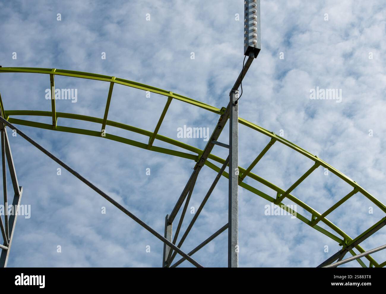Fahrgeschäfte, Spiele und Speisen auf dem Messegelände CNE Toronto Ontario Stockfoto Fahrgeschäfte, Spiele und Speisen auf dem Messegelände CNE Toronto Ontario Stockfoto