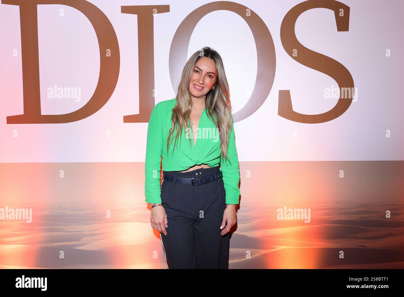 21. Januar 2025, Mexiko-Stadt, Ciudad de Mexico, Mexiko: Ileana DÃ¡vila besucht den roten Teppich für die â€˜El NiÃ±o Diosâ€™ Premiere im Cinemex Metropoli Patriotismo. Am 21. Januar 2025 in Mexiko-Stadt. (Kreditbild: © Yamak Perea/OKULARIS via ZUMA Press Wire) NUR REDAKTIONELLE VERWENDUNG! Nicht für kommerzielle ZWECKE! Stockfoto