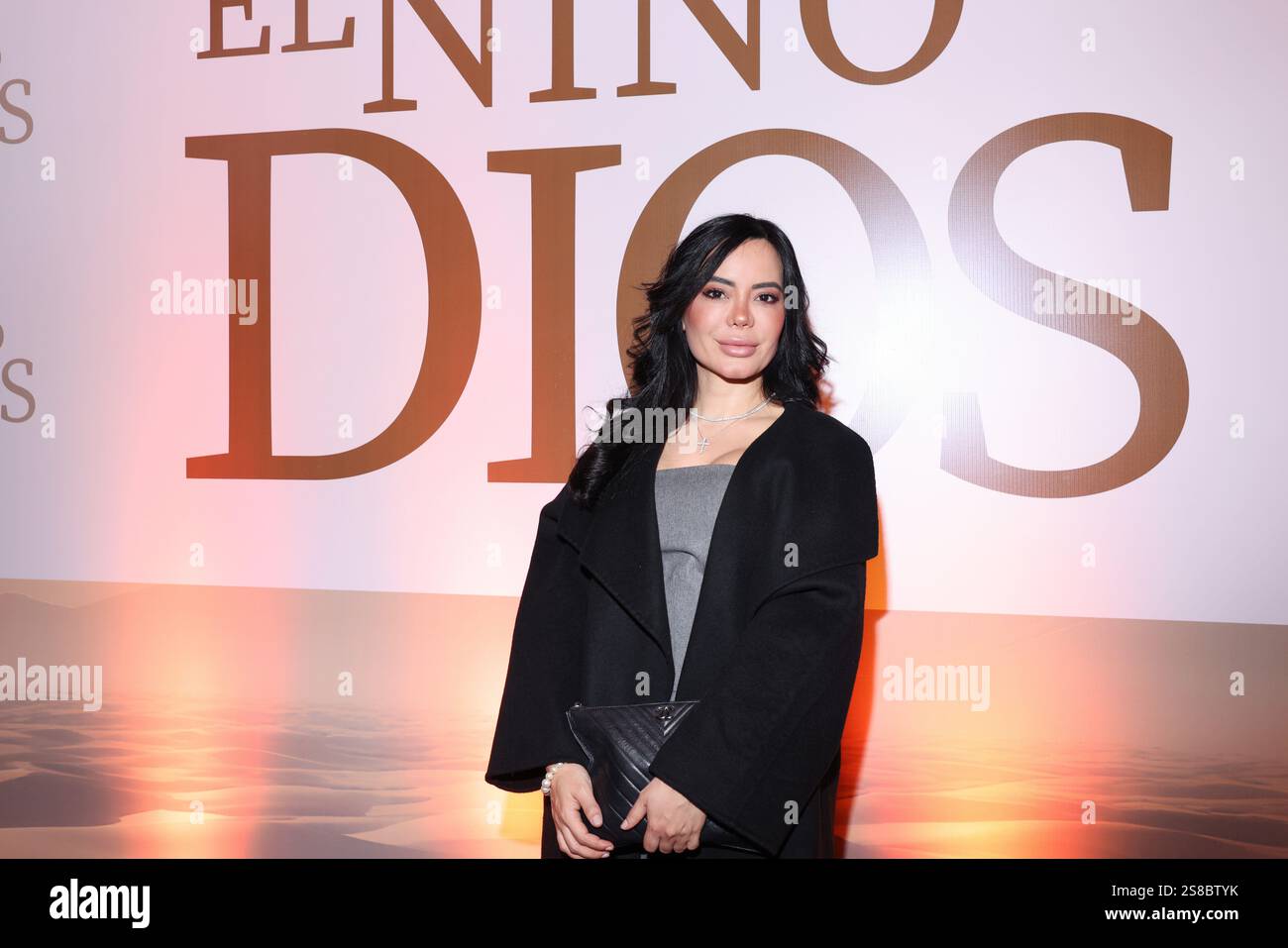 21. Januar 2025, Mexiko-Stadt, Ciudad de Mexico, Mexiko: Raquel Rocha besucht den roten Teppich für die â€˜El NiÃ±o Diosâ€™ Premiere im Cinemex Metropoli Patriotismo. Am 21. Januar 2025 in Mexiko-Stadt. (Kreditbild: © Yamak Perea/OKULARIS via ZUMA Press Wire) NUR REDAKTIONELLE VERWENDUNG! Nicht für kommerzielle ZWECKE! Stockfoto