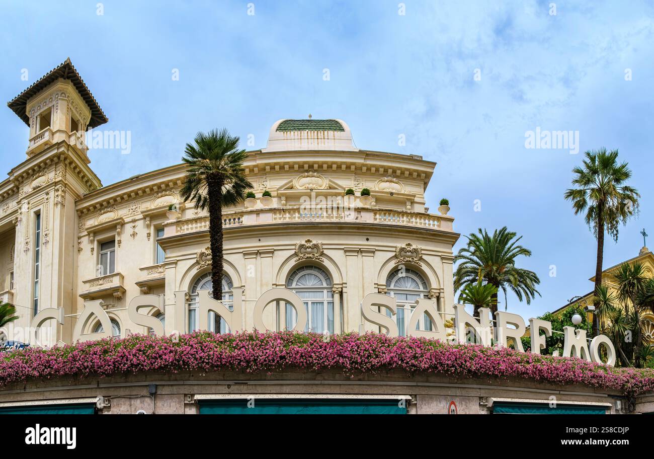 Außenansicht des Casino Sanremo in Sanremo, Provinz Imperia, Ligurien Italien, nur für redaktionelle Zwecke. Stockfoto