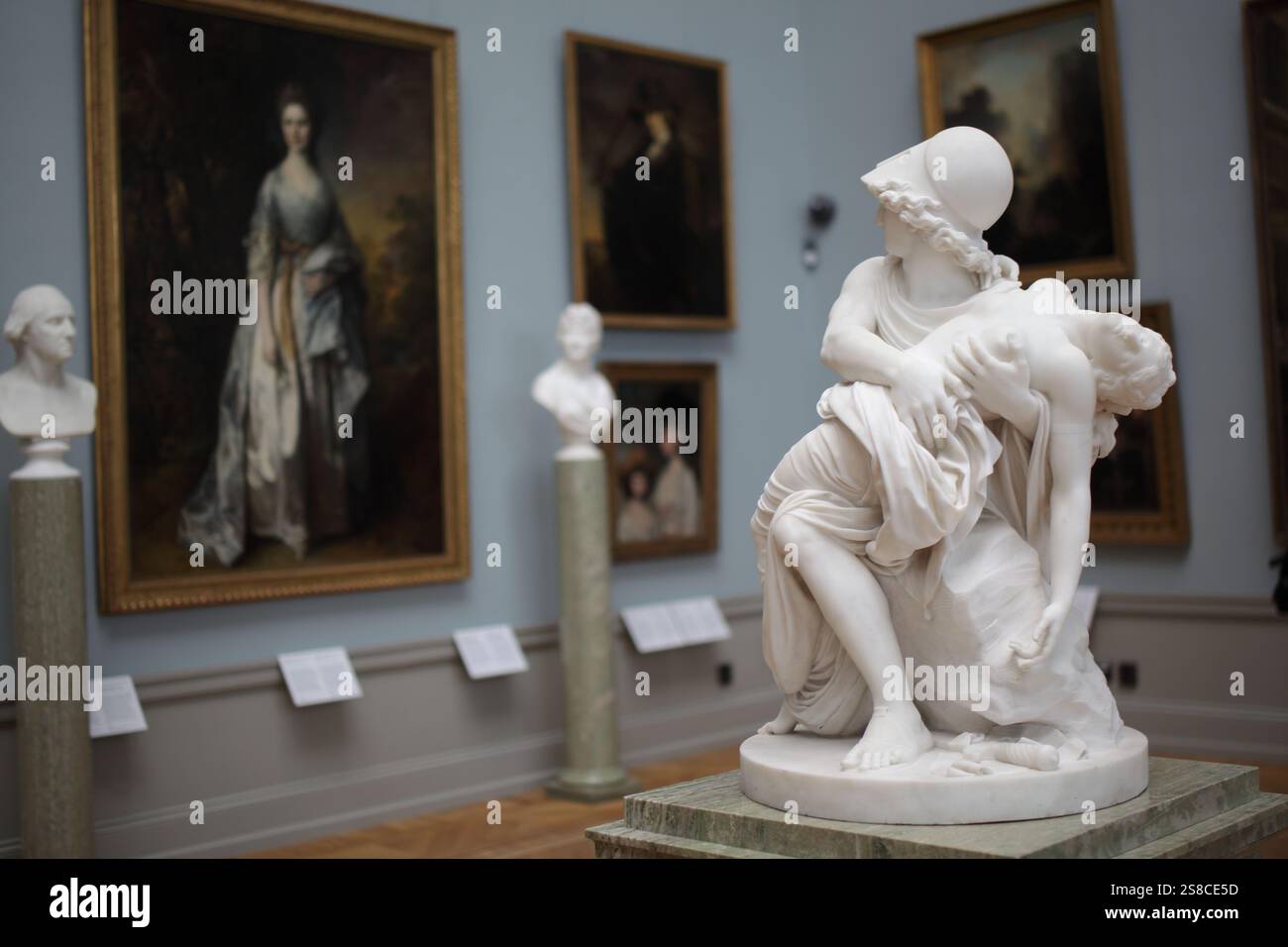 Statue Mars und Venus des schwedischen Bildhauers Johan Tobias Sergel gegen andere Gemälde und Skulpturen im Nationalmuseum Stockholm, Schweden Stockfoto
