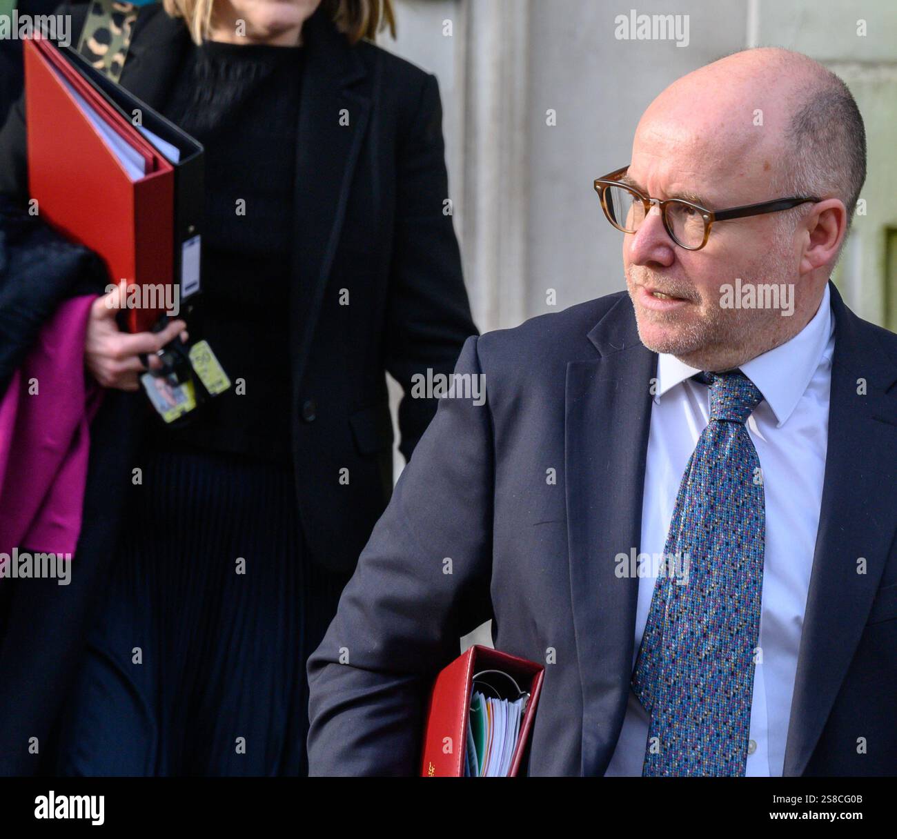 Richard Hermer KC – Generalstaatsanwalt – Verlassen des Kabinettsbüros in Whitehall nach einer Sitzung am 21. Januar 2025 Stockfoto Richard Hermer KC – Generalstaatsanwalt – Verlassen des Kabinettsbüros in Whitehall nach einer Sitzung am 21. Januar 2025 Stockfoto