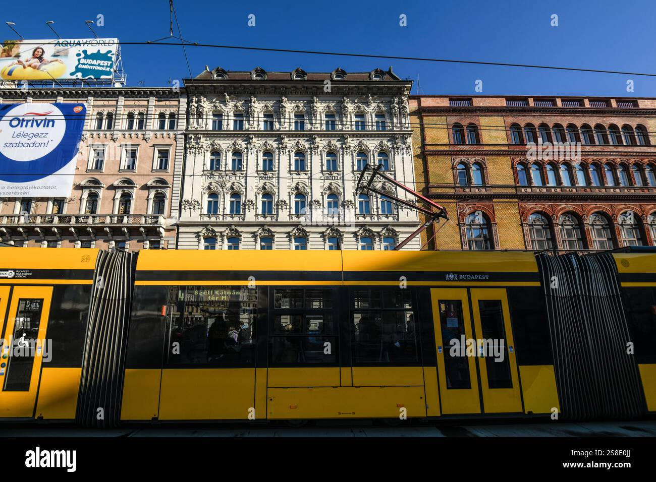 Stadtzentrum von Budapest: Metrostation Blaha Lujza ter, Ungarn Stockfoto