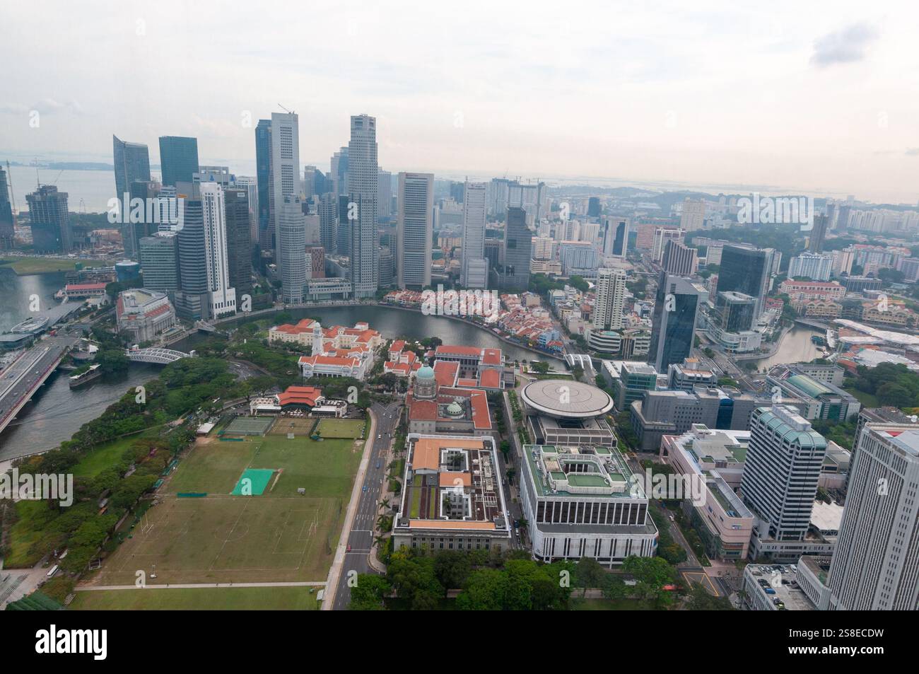 Skyline von Singapur des Padang, des Singapore Cricket Club, des Finanzviertels und des Singapore River Stockfoto