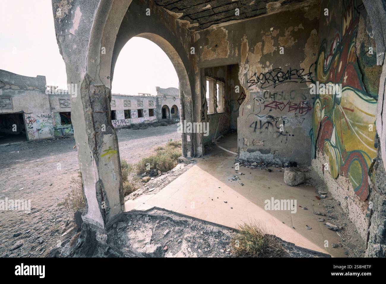 Die verlassenen Ruinen der alten Leprakolonie in Abades Teneriffa, Spanien 08-12-2024. Stockfoto