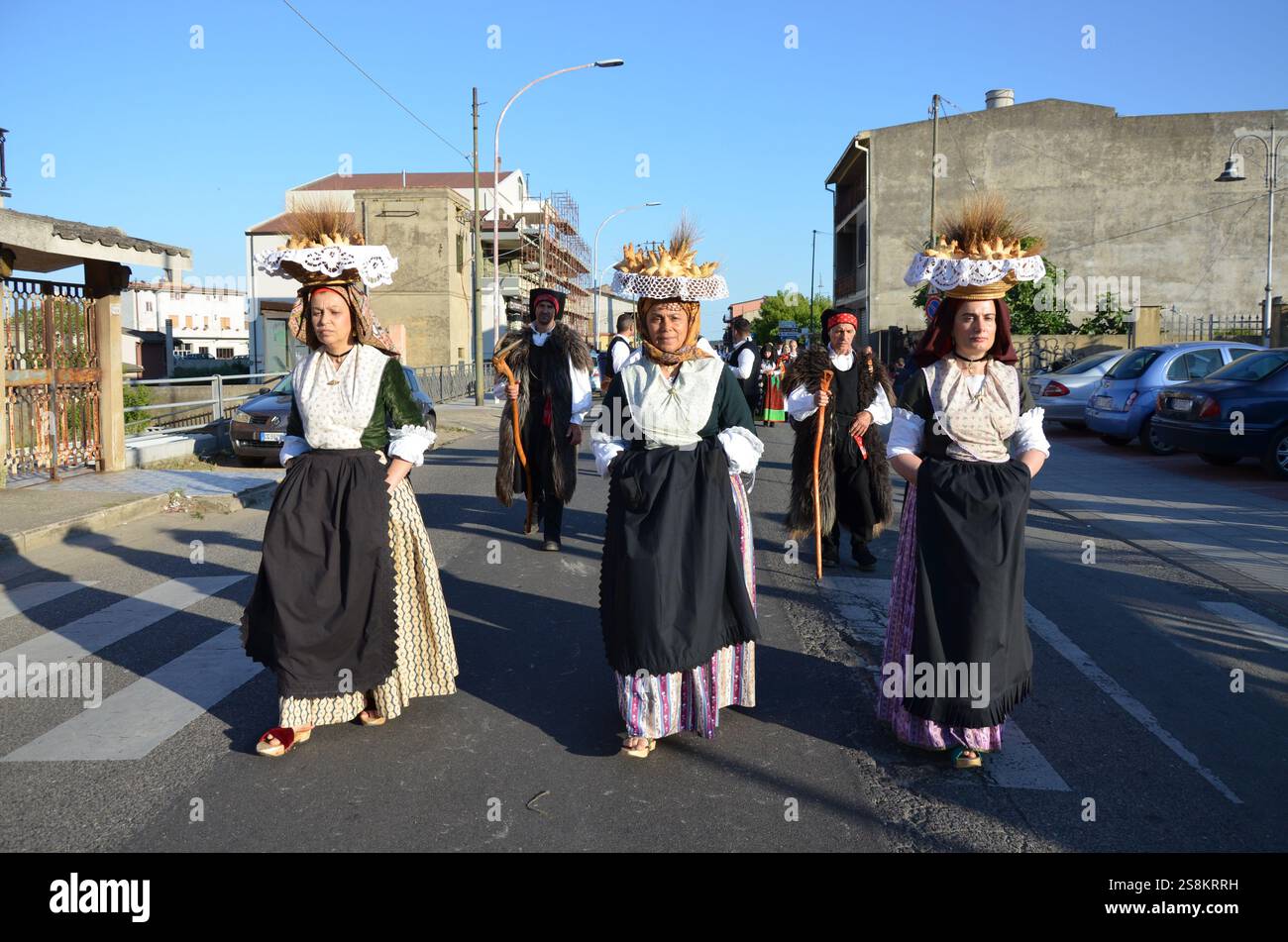 Villacidro, Sardinien 06.02.2019: Kirschfest mit traditionellen Trachten Sardiniens Stockfoto