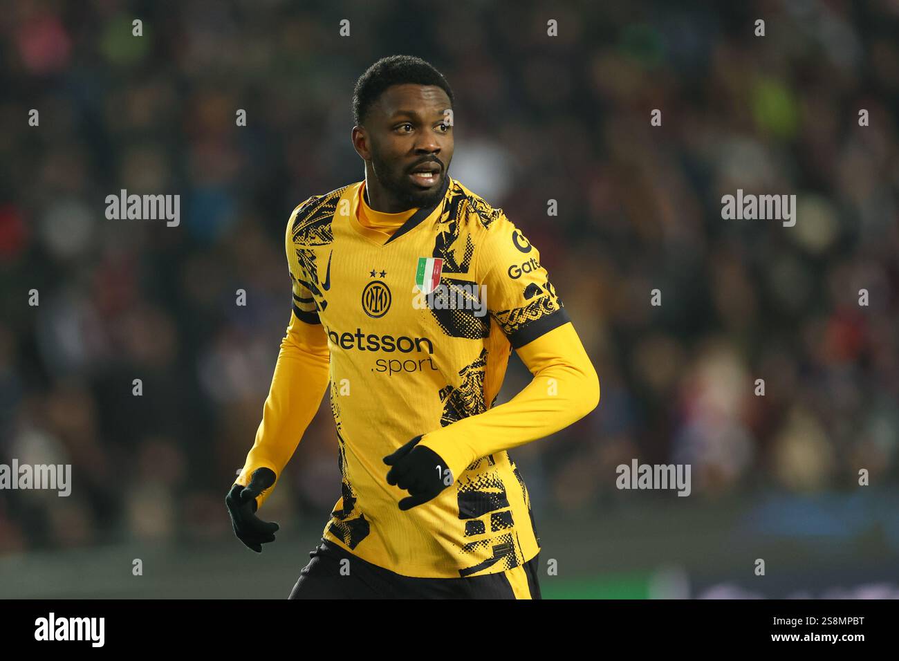 Prag, Tschechische Republik. Januar 2025. Marcus Thuram von Inter wurde während des UEFA Champions League-Spiels zwischen Sparta Prag und Inter in der Epet Arena gesehen. Endpunktzahl; Sparta Prag 0:1 Inter. (Foto: Grzegorz Wajda/SOPA Images/SIPA USA) Credit: SIPA USA/Alamy Live News Stockfoto