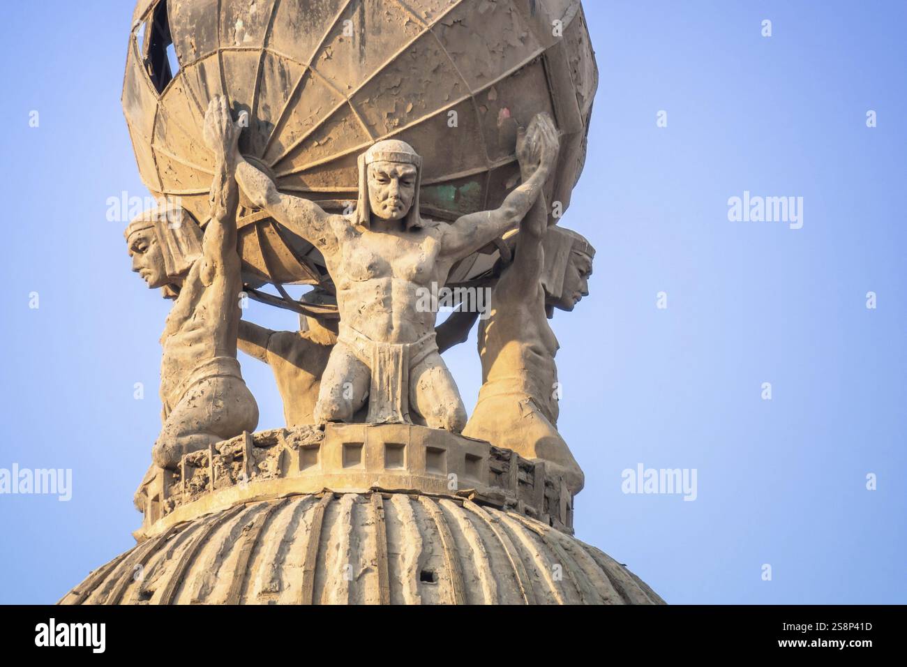 Ein Bild von vier Atlanten in Kairo Ägypten Stockfoto