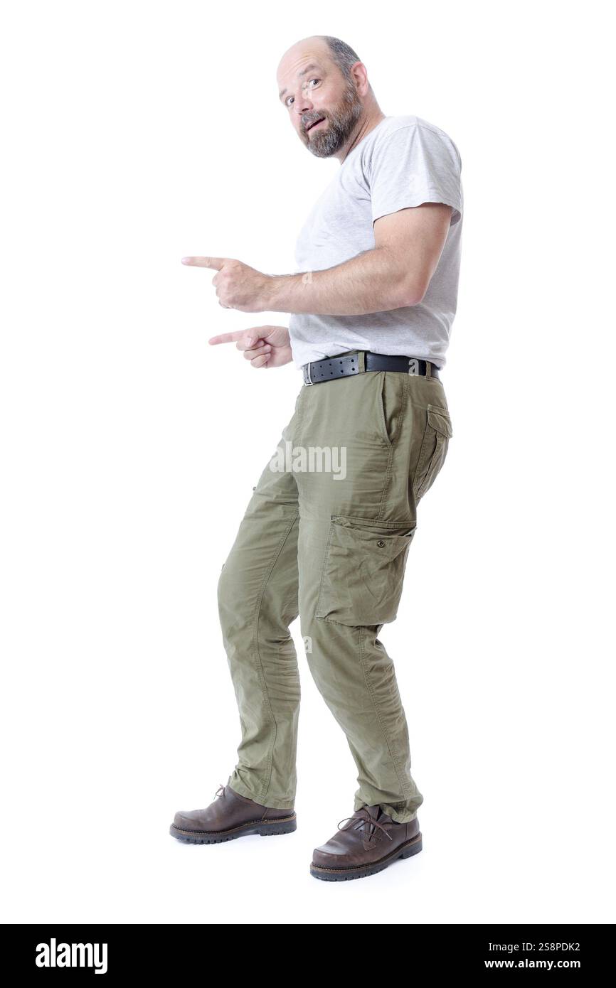 Ein Bild von einem stattlichen Mann, der auf etwas Stockfoto