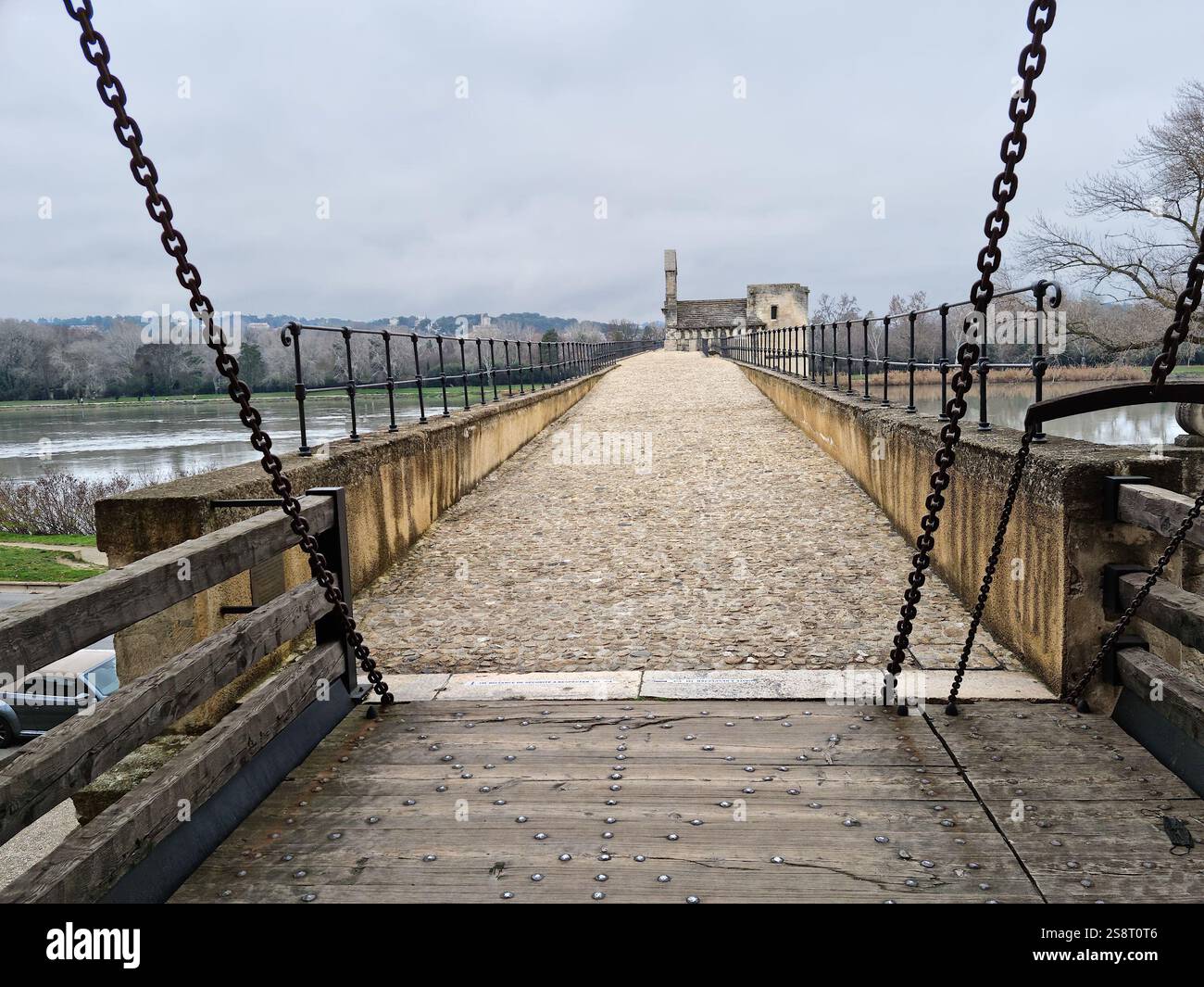 Blick auf die Avignon-Brücke, Südfrankreich Stockfoto