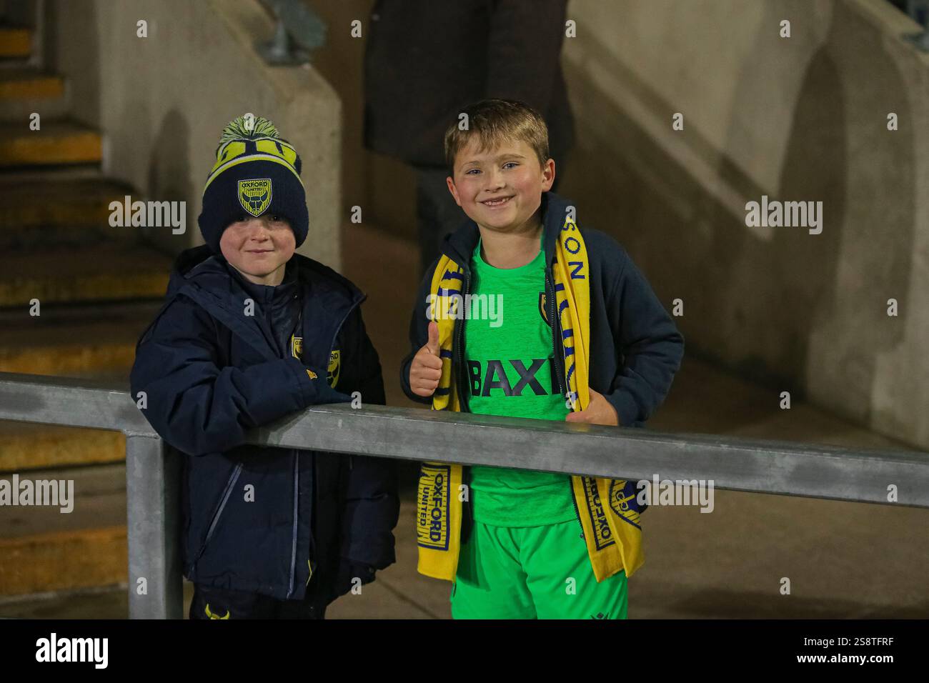 Junge Fans Von Oxford United Stockfoto