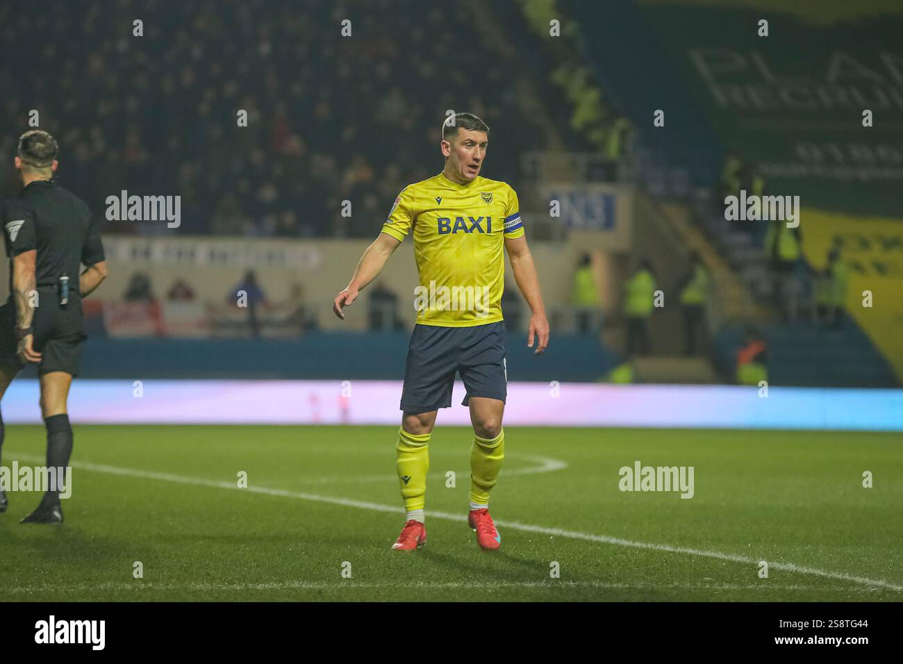 Cameron Brannagan von Oxford United gegen Luton Town in der EFL Championship Stockfoto
