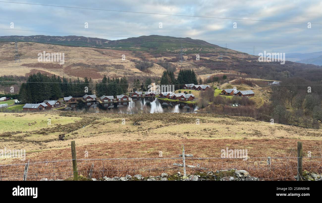 Glengoulandie Caravan Park nahe dem Dun Coillich Hill und glen rund um Glengoulandie in den schottischen Highlands. Perthshire. Sanfte schottische Landschaft - Smartphone-aufgenommenes Stockfoto