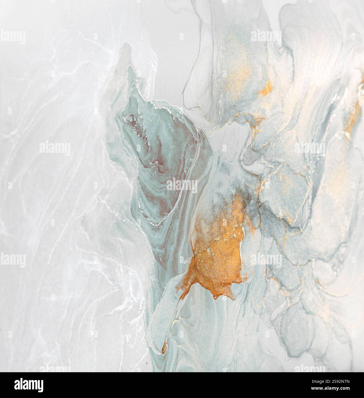 Entdecken Sie die Schönheit der abstrakten Kunst mit Alkohol Tusche mit fließenden Farben und Texturen Stockfoto