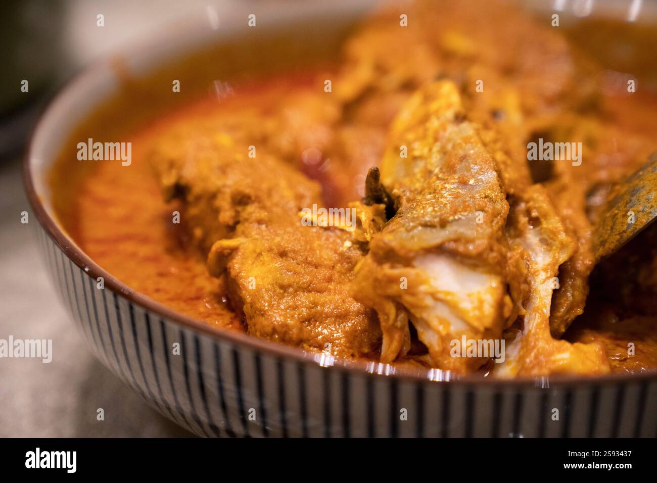 Ein asiatisches Gericht nennt man Curry Huhn Stockfoto
