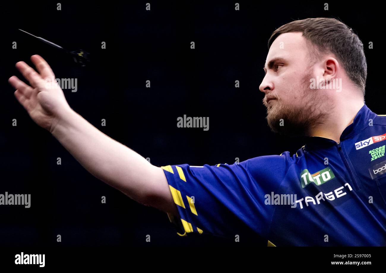 Den Bosch, Niederlande. 24. Januar 2025. Luke Litter in der ersten Runde der Dutch Darts Masters im Maaspoort. Das Dart-Turnier ist Teil der World Series of Darts. ANP RAMON VAN FLYMEN Credit: ANP/Alamy Live News Stockfoto