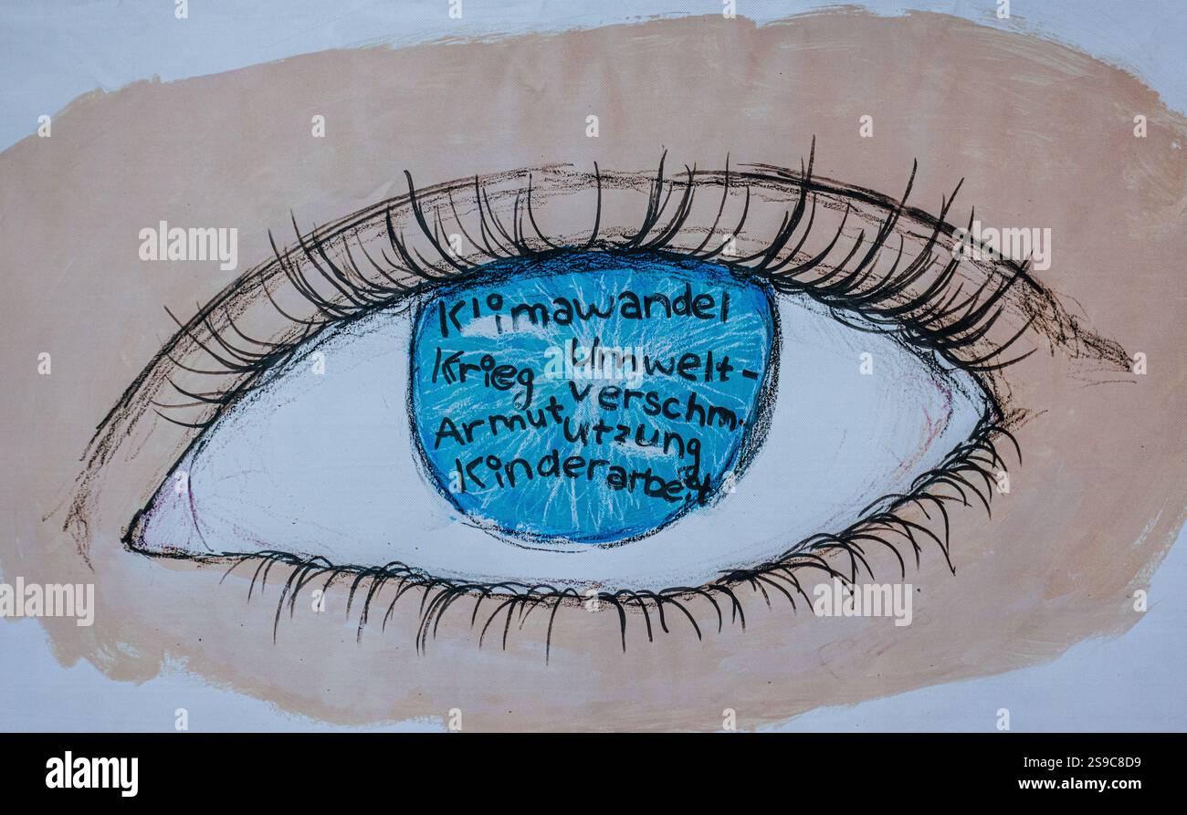 München, 5. April 2023: Schülerinnen und Schüler verschiedener Oberschulen in München haben Zeichnungen erstellt, um zu zeigen, wie sie sich die Gesellschaft der Zukunft vorstellen. (Ph Stockfoto