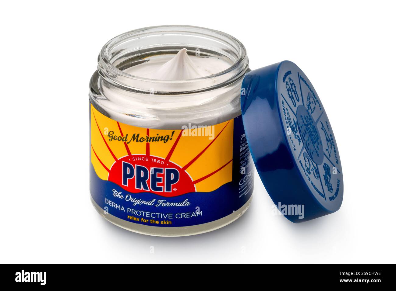 Italien - 25. Januar 2025: Derma-Schutzcreme in Glasgefäß auf weißem Hintergrund VORBEREITEN. Creme zur Behandlung von Hautirritationen, die 1860 hergestellt wurde Stockfoto
