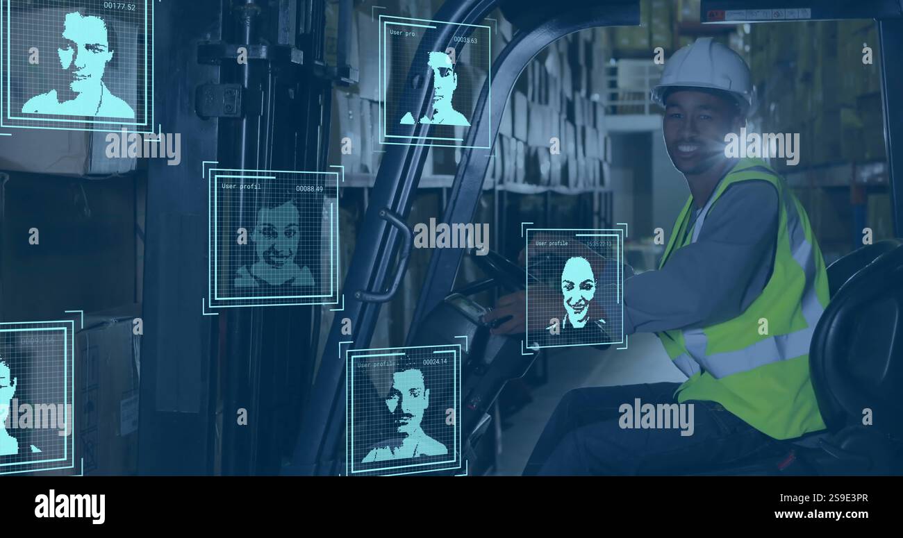 Bild der Gesichtserkennung über dem Lagerarbeiter, der einen Gabelstapler bedient Stockfoto