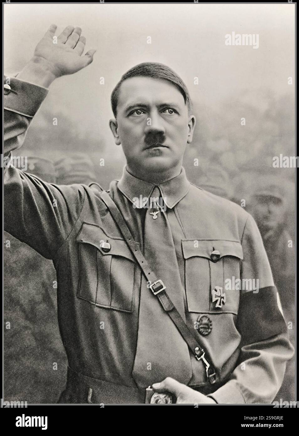 Wie Gross War Adolf Hitler Adolf Hitler 1930's Outdoor Salute Salute Salute Salute in SA