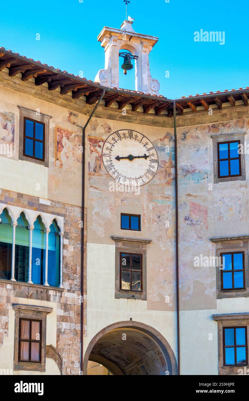 Orologio Da Parete In Vinile Personalizzato Giovani Cavalieri - Decorazione Originale A Tema Azione E Avventura - 2