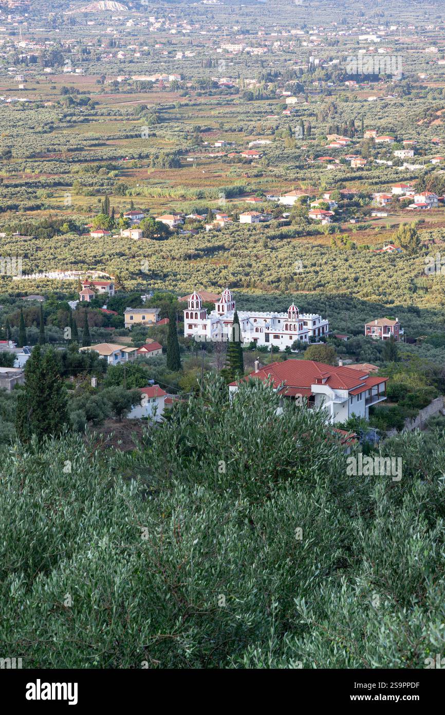 Erhöhter Blick auf das Kloster Eleftherotria auf der griechischen Insel Zakynthos Stockfoto