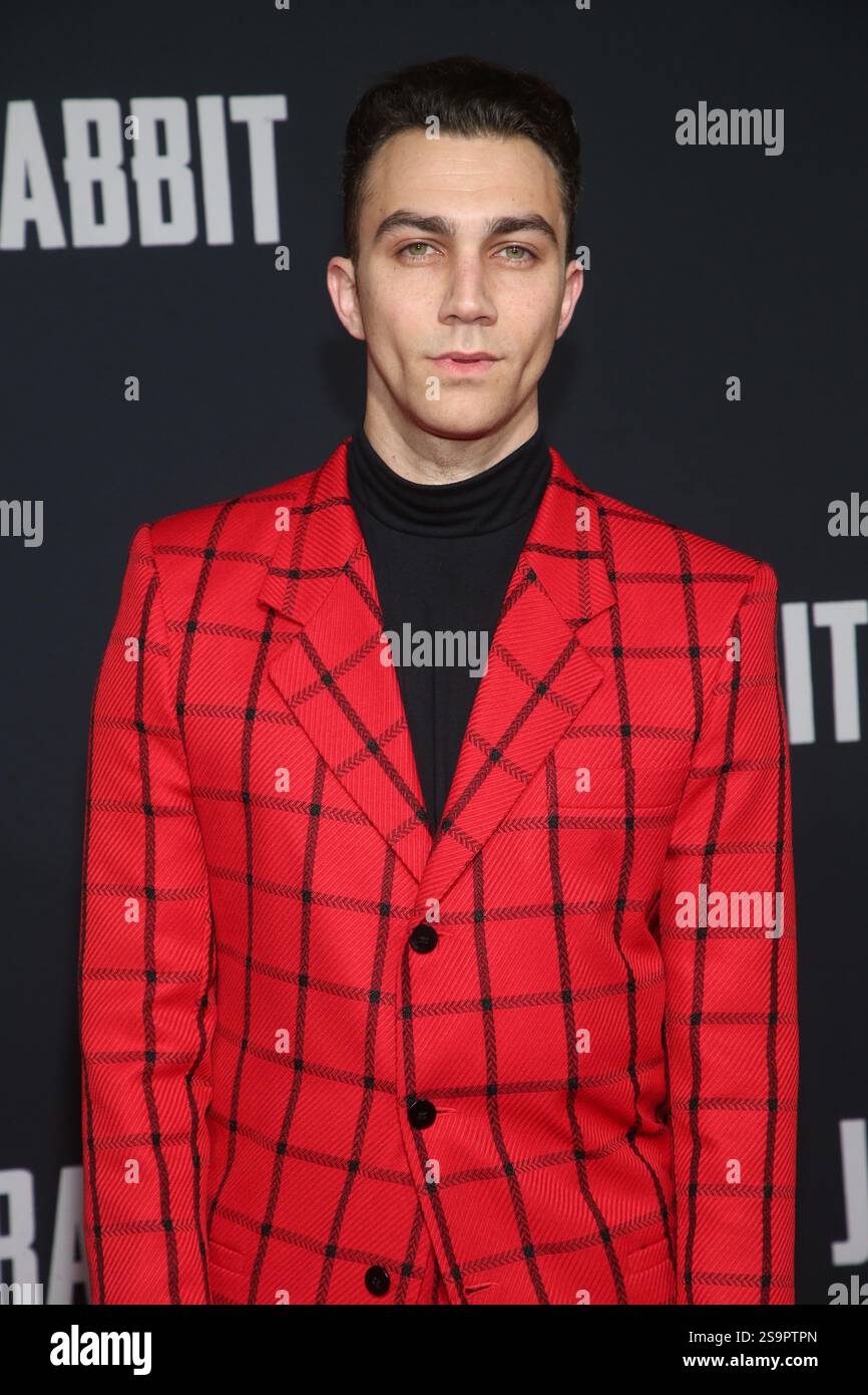 Luke Brandon Field bei der Filmpremiere „Jojo Rabbit“, Arrivals, Hollywood American Legion, Los Angeles, USA - 15. Oktober 2019 Stockfoto