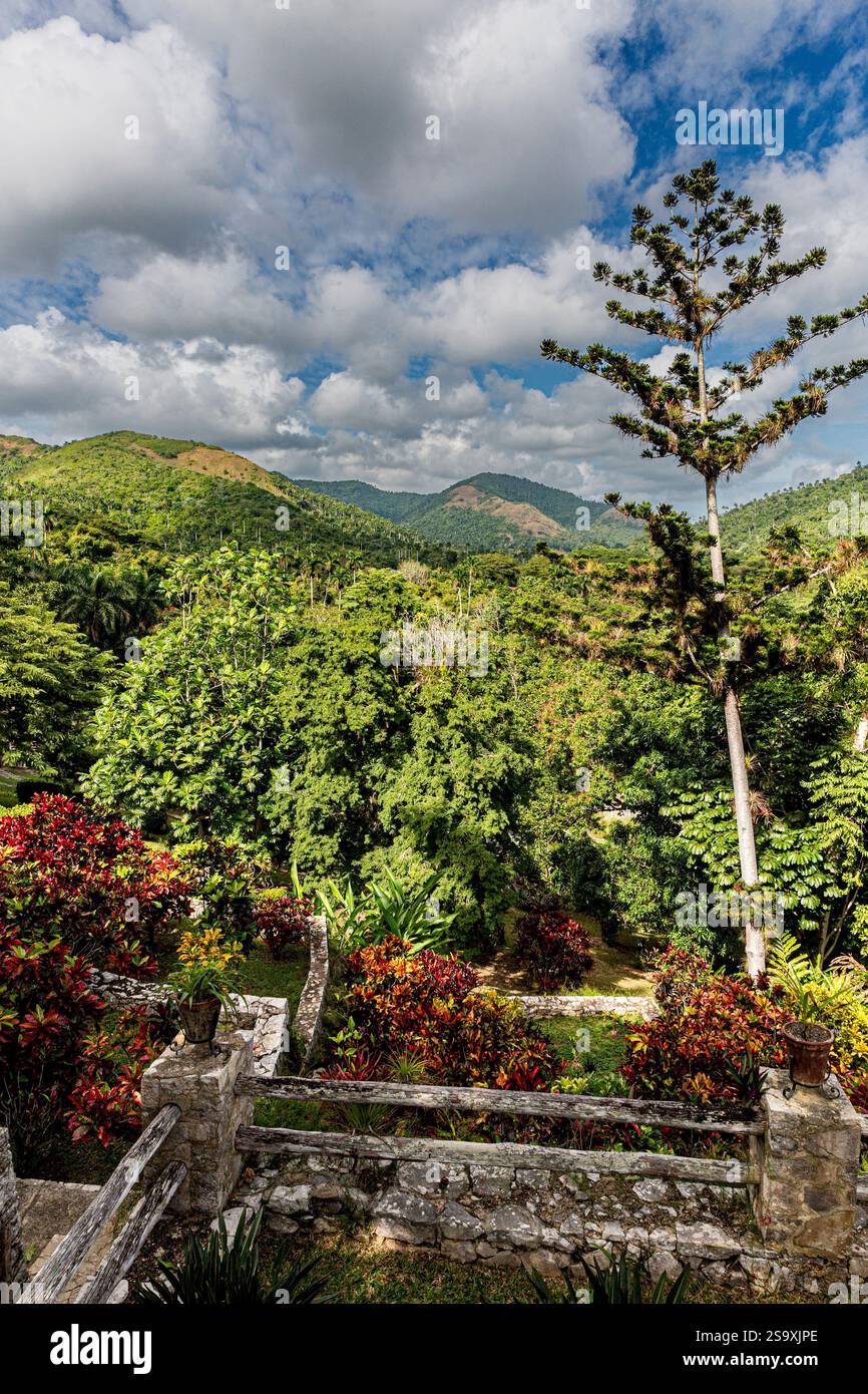 Der Blick vom Soroa Orchid Botanischen Garten, in der Nähe von Pinar del Rio, Kuba Stockfoto